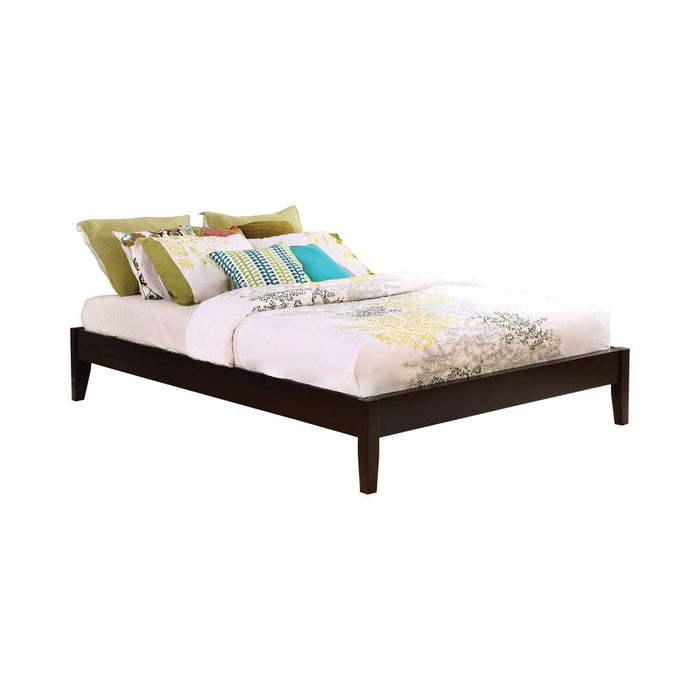 Hounslow California King, E.King, & Queen Universal Platform Bed Cappuccino - James Furniture (NY)