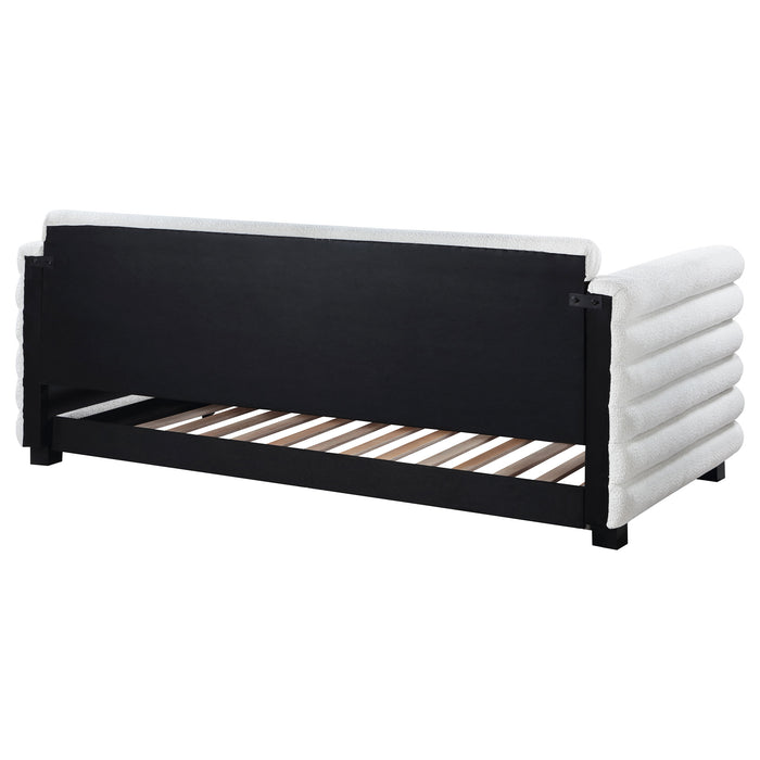 Patricia Daybed with Trundle