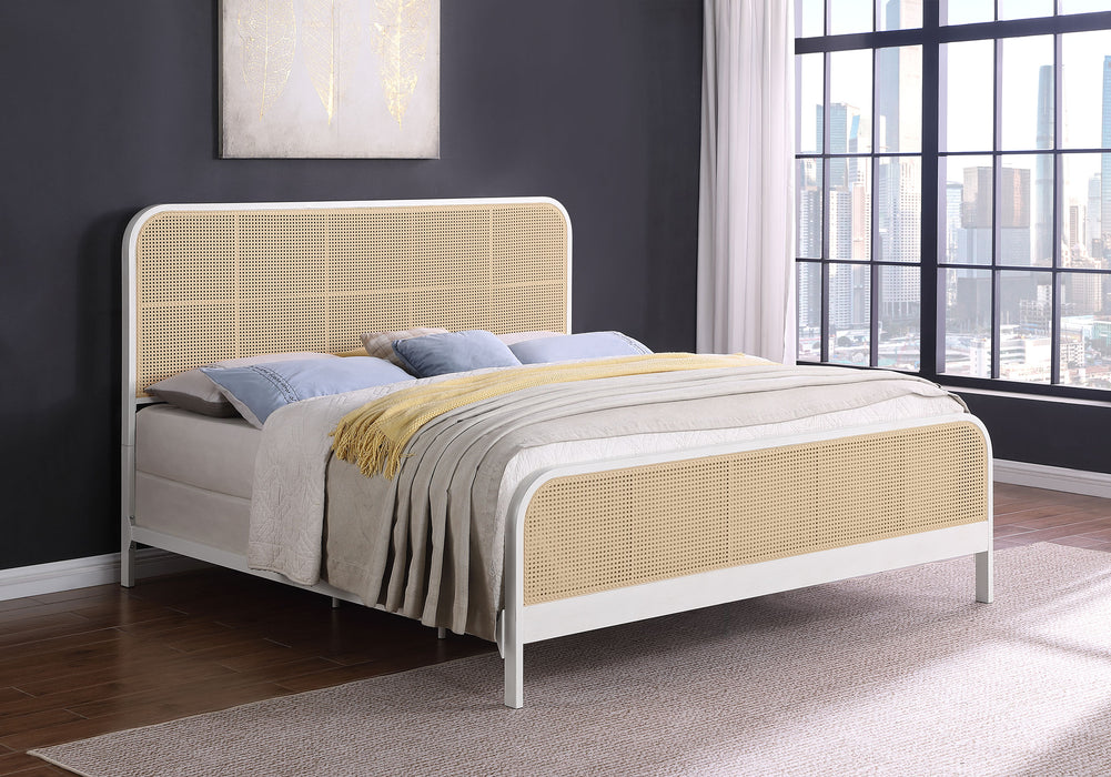 Lanewood Eastern King Bed - James Furniture (NY)