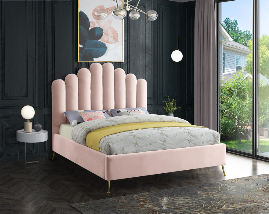 Lily Pink Velvet Full Bed
