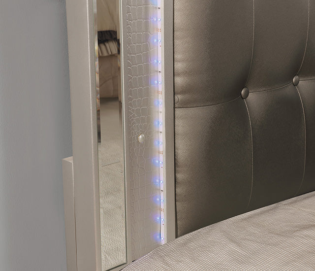 Brachium Queen Bedroom Set Silver - James Furniture (NY)